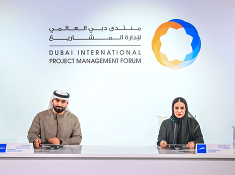 (طرق دبي) والمدرسة الرقمية تطلقان أول أكاديمية رقمية لإدارة المشاريع لتمكين شباب العالم بمهارات المستقبل